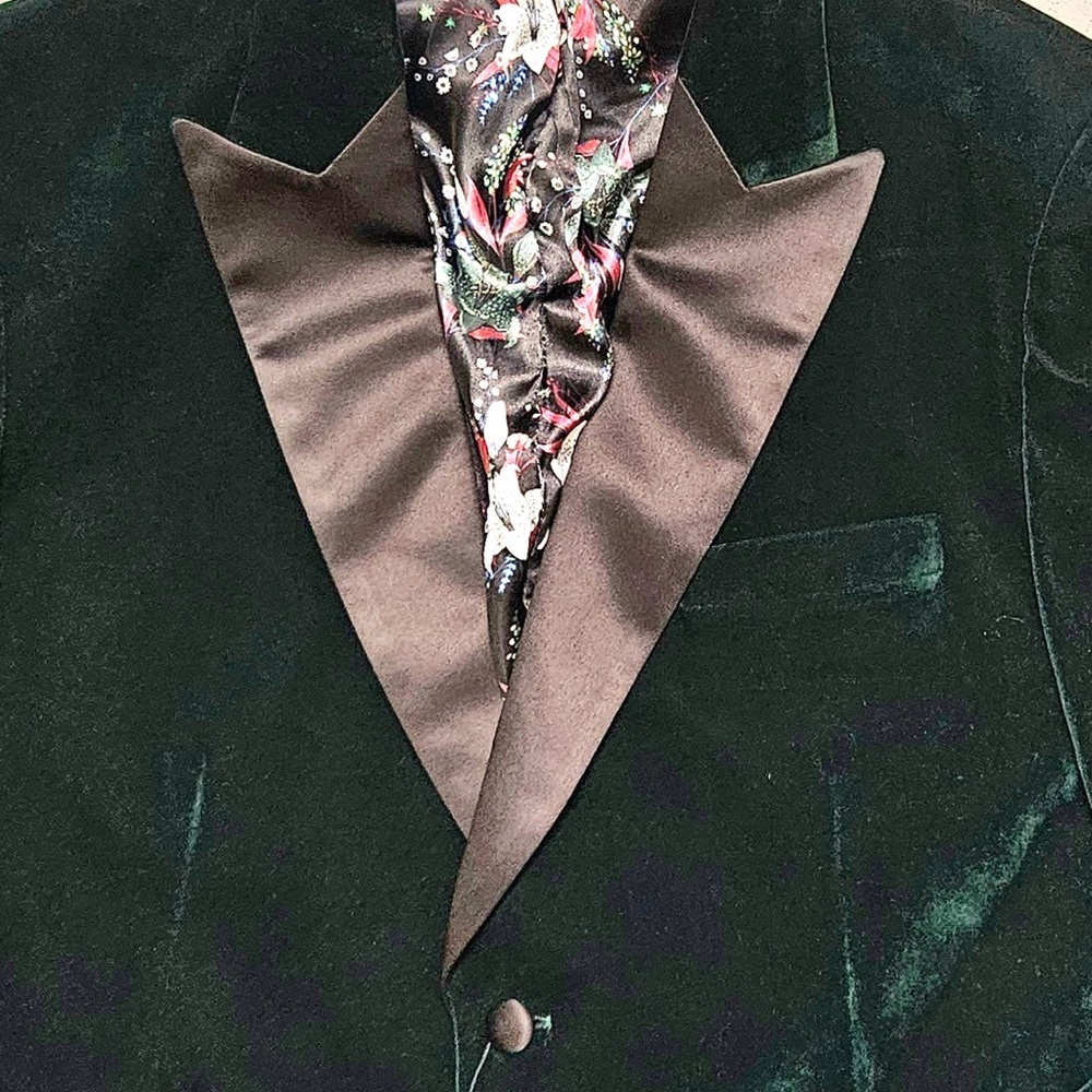 JH Design Green Velvet Tuxedo Blazer Floral Satin Lining 44R Mens - Picture 5 of 12